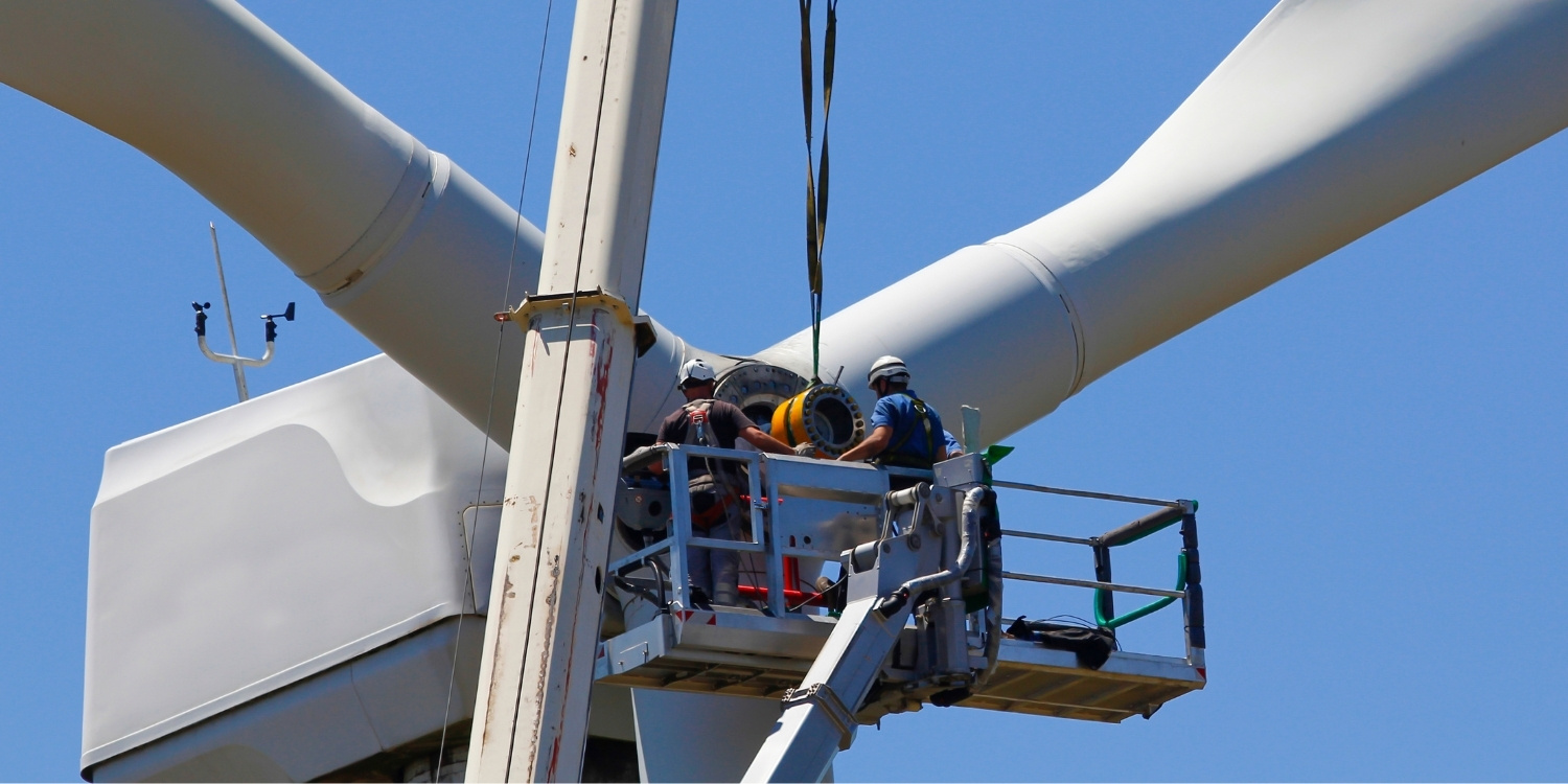 Wind farm spare parts optimization